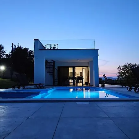Nono Villa *